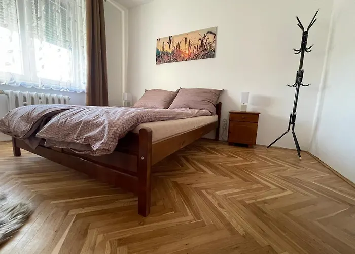 Apartman Jnj Velkomoravska